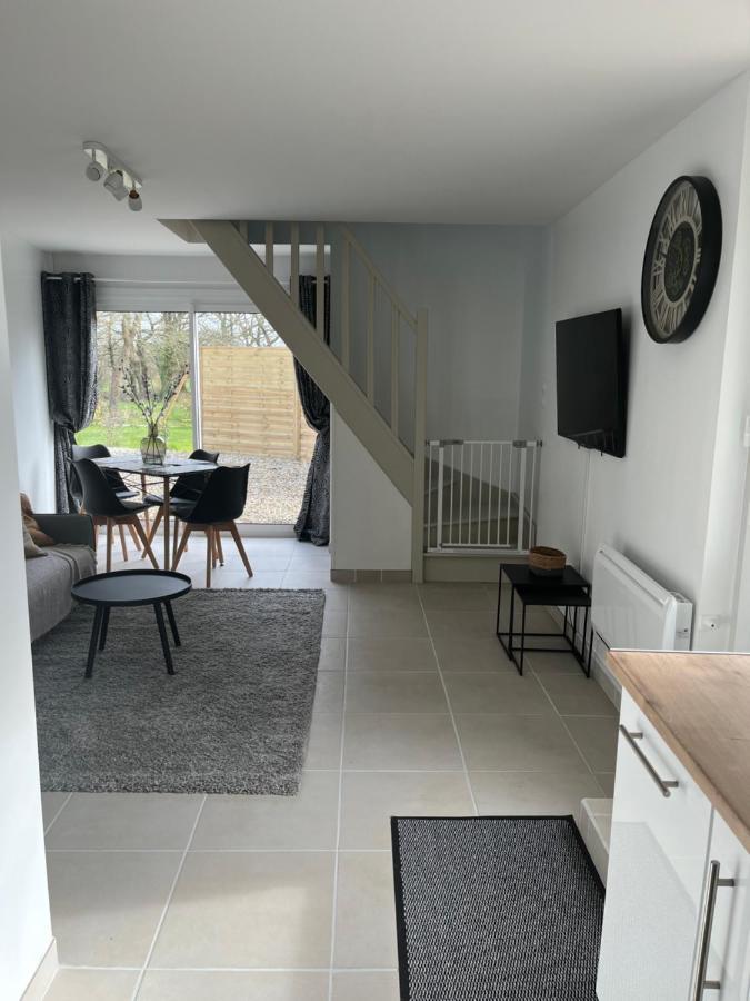 La Petite Maison De Kerguiniou Glomel Eksteriør bilde