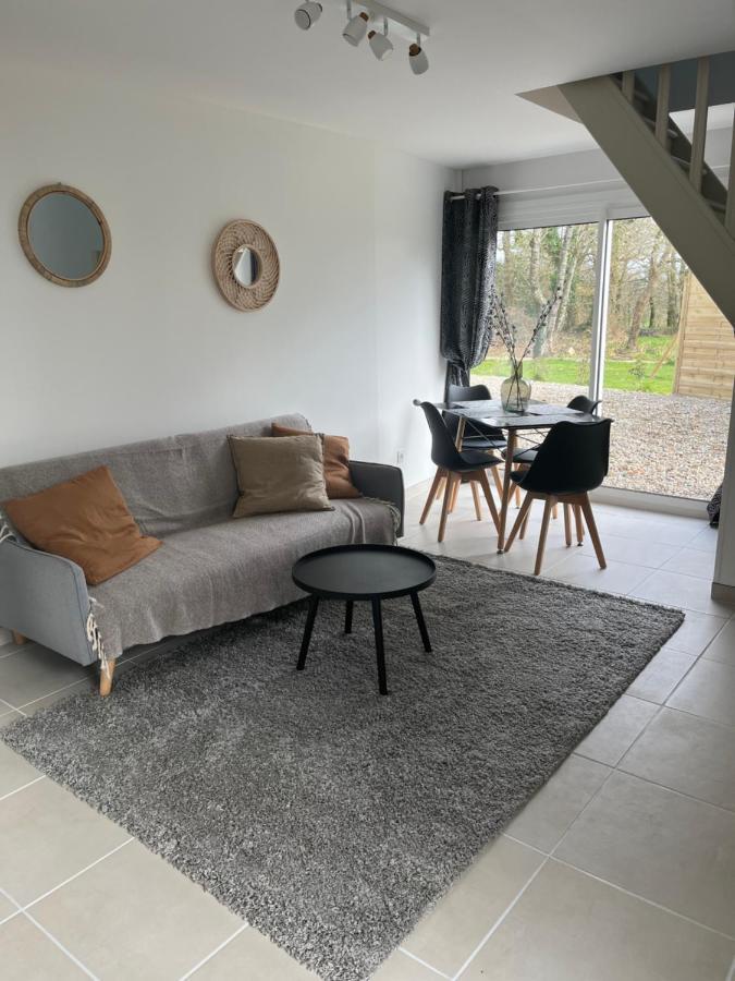 La Petite Maison De Kerguiniou Glomel Eksteriør bilde
