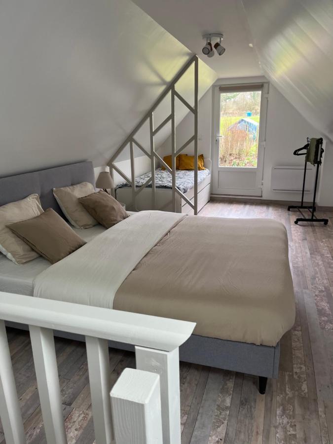 La Petite Maison De Kerguiniou Glomel Eksteriør bilde