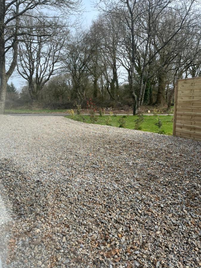 La Petite Maison De Kerguiniou Glomel Eksteriør bilde